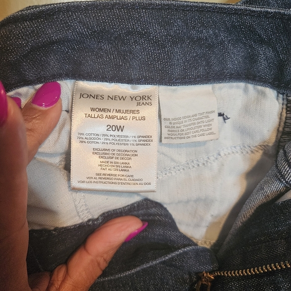 Jones New York White Blouse Women’s 20W | Classic Style & Comfortable Fit - Picture 4 of 5